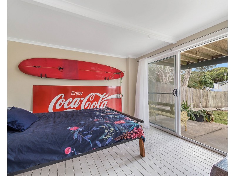 9 Pacific Street, Crescent Head NSW 2440