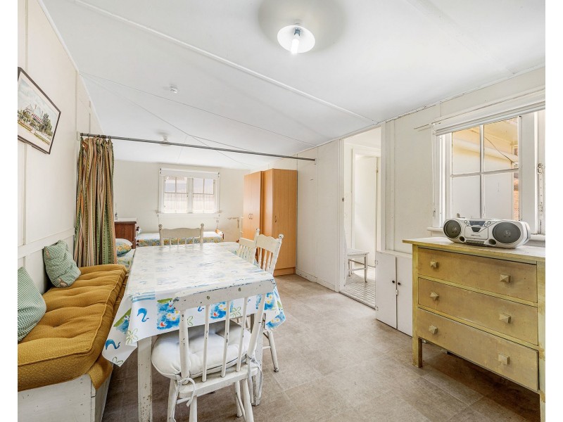 18 Stewart Street, Crescent Head NSW 2440