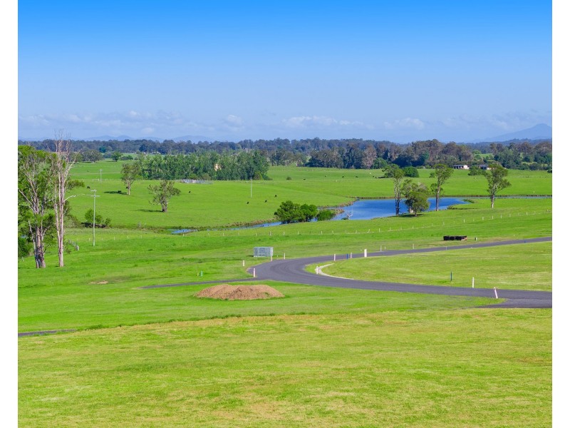 17 Massie Place, Dondingalong NSW 2440