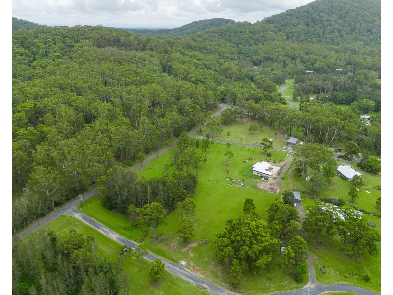 1 Sunshine Lane, Crescent Head NSW 2440