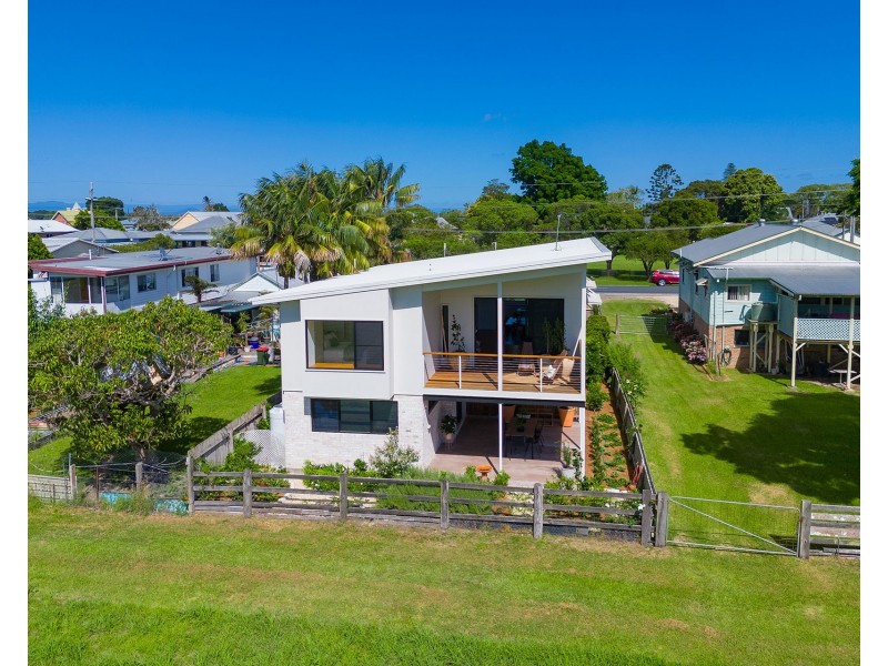 39 Barnard Street, Gladstone NSW 2440