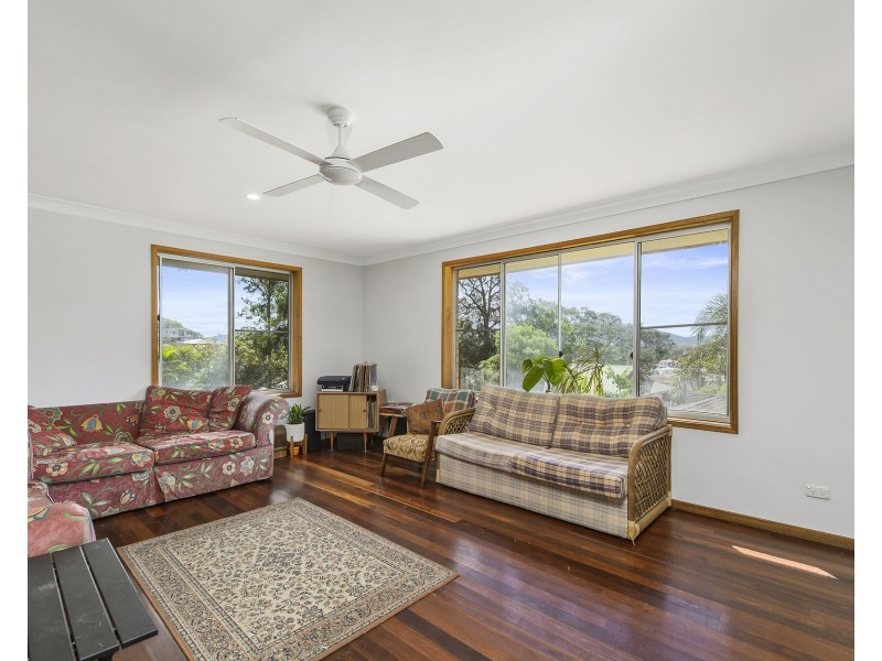 11 Noongah Terrace, Crescent Head NSW 2440