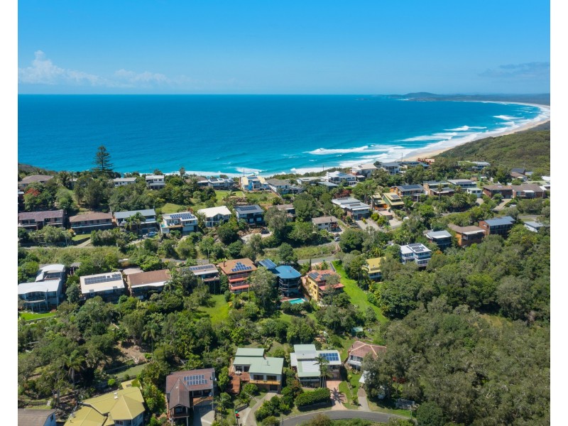 11 Noongah Terrace, Crescent Head NSW 2440