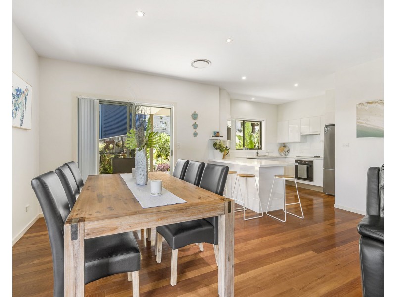 5 William Bailey Place, Crescent Head NSW 2440