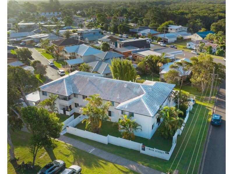 2/1 Main Street, Crescent Head NSW 2440