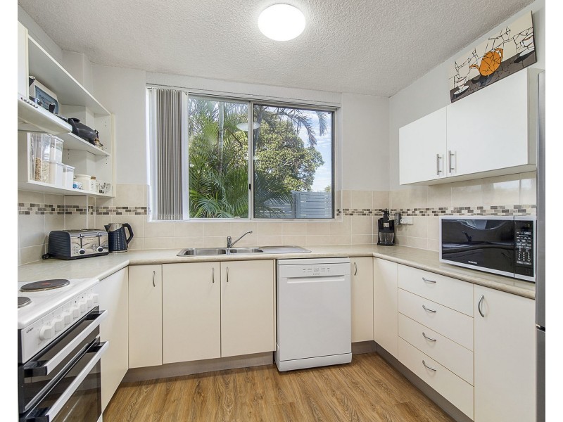 2/1 Main Street, Crescent Head NSW 2440