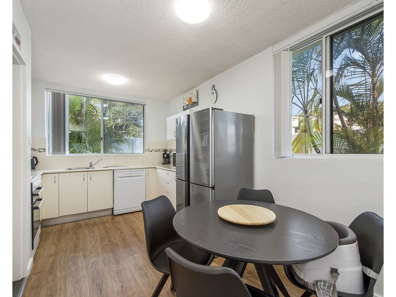 2/1 Main Street, Crescent Head NSW 2440