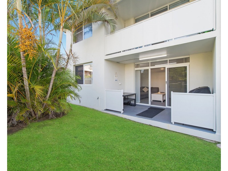 2/1 Main Street, Crescent Head NSW 2440