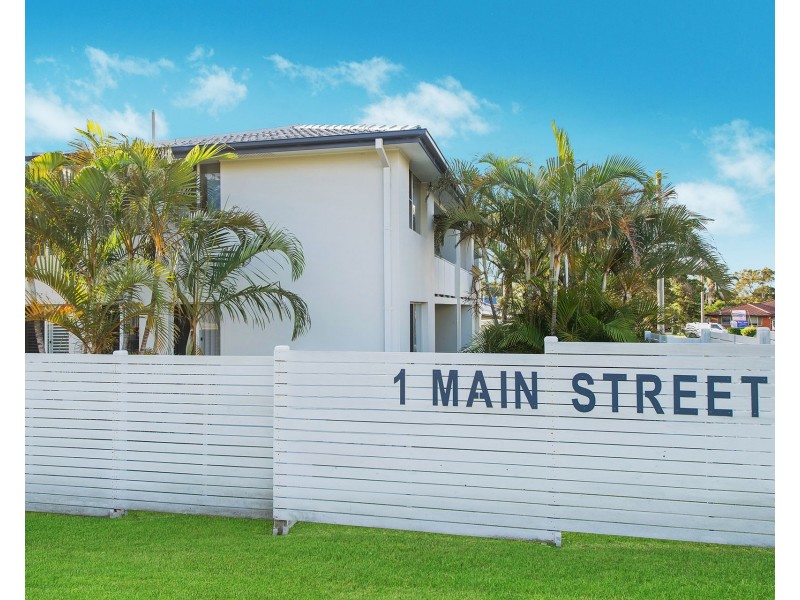 2/1 Main Street, Crescent Head NSW 2440