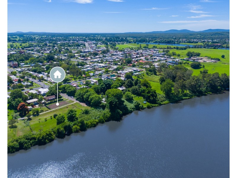 4 Wide Street, West Kempsey NSW 2440