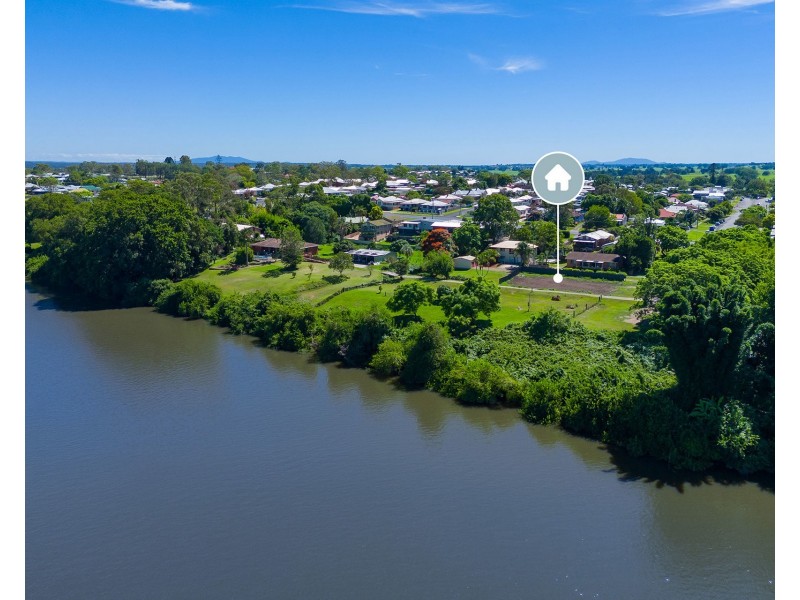 4 Wide Street, West Kempsey NSW 2440