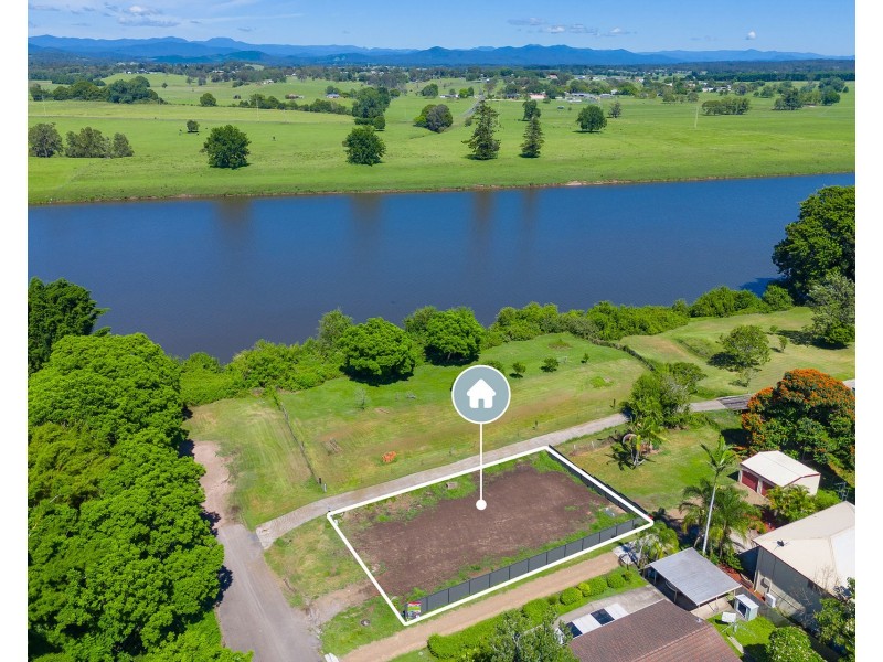 4 Wide Street, West Kempsey NSW 2440