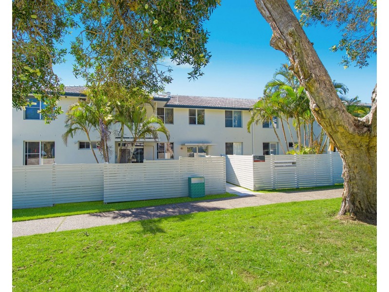 8/1 Main Street, Crescent Head NSW 2440