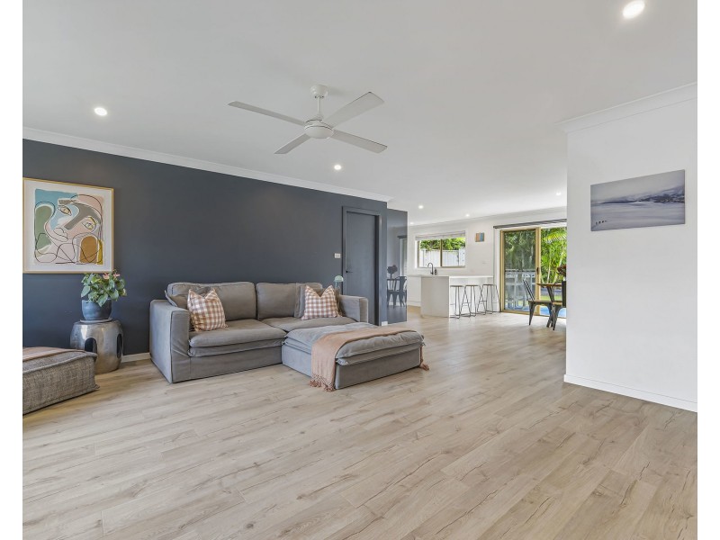 2B Baker Drive, Crescent Head NSW 2440