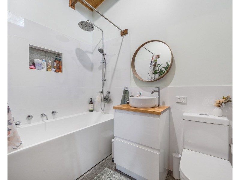 51 Neville Morton Drive, Crescent Head NSW 2440