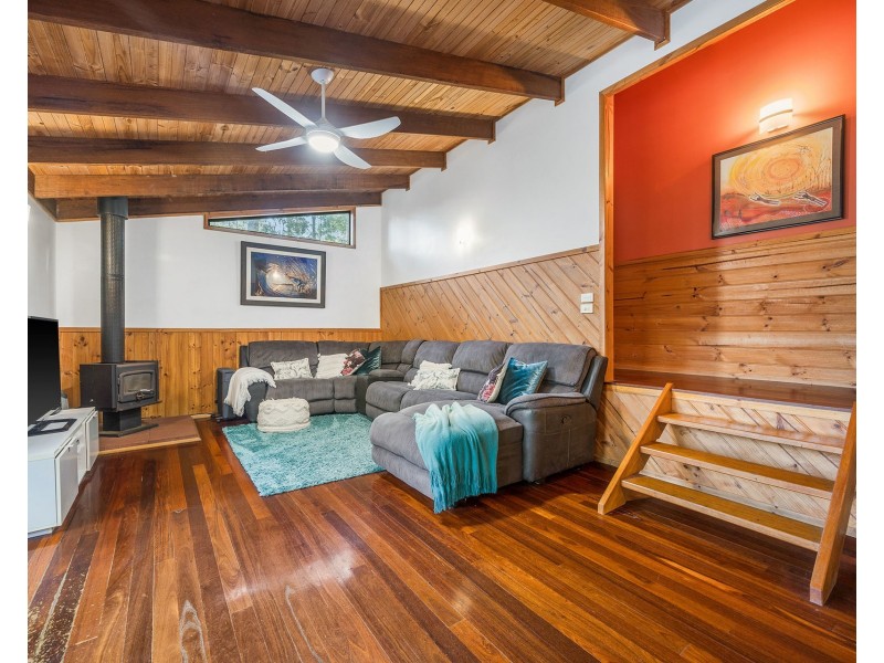 51 Neville Morton Drive, Crescent Head NSW 2440