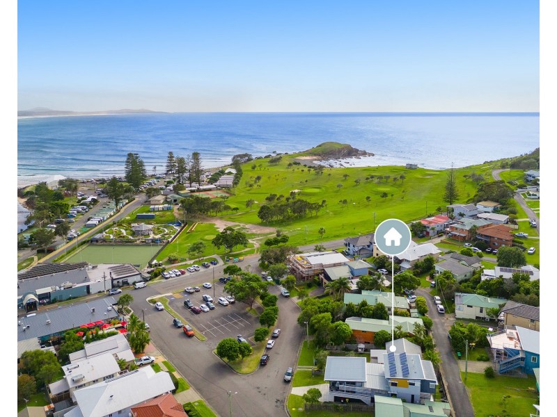 14 May Street, Crescent Head NSW 2440