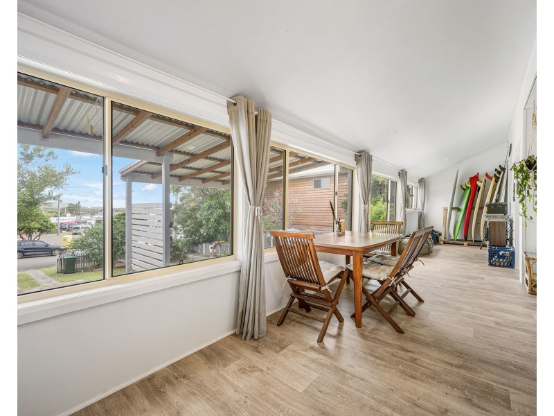 14 May Street, Crescent Head NSW 2440