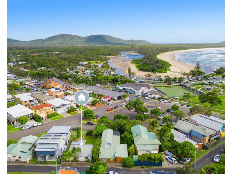 14 May Street, Crescent Head NSW 2440