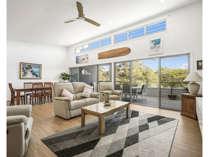14A Main Street, Crescent Head NSW 2440