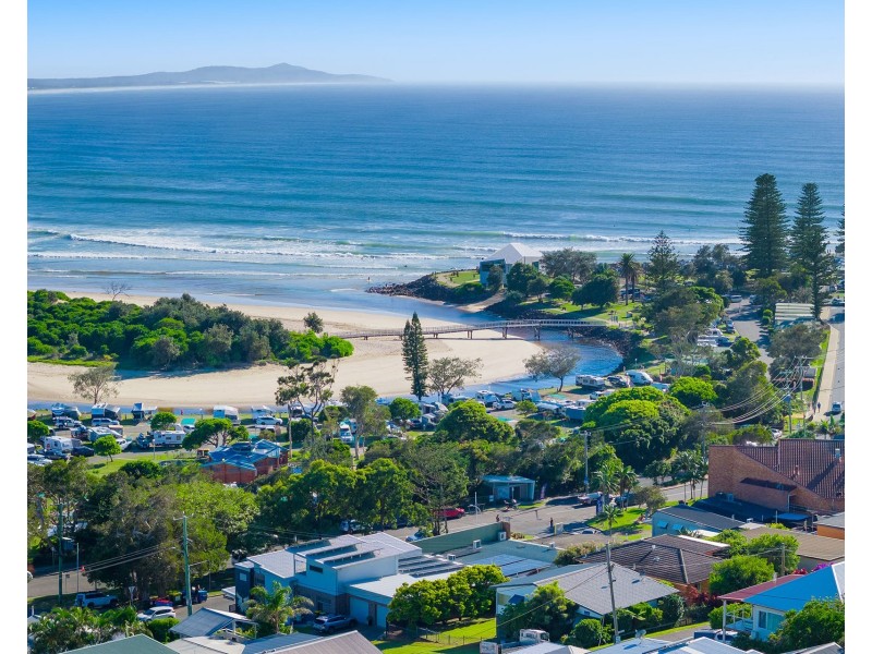14A Main Street, Crescent Head NSW 2440
