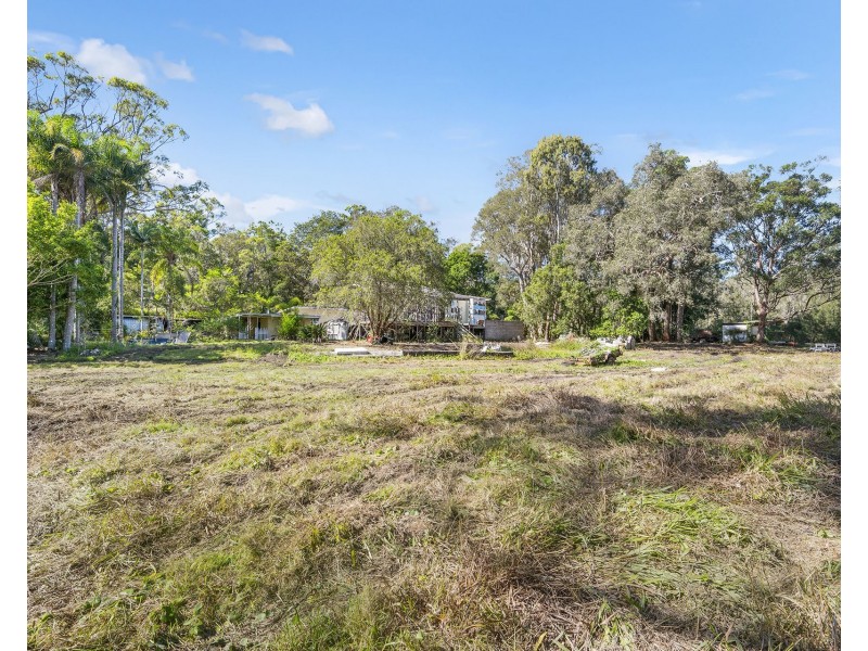 175 Loftus Road, Crescent Head NSW 2440