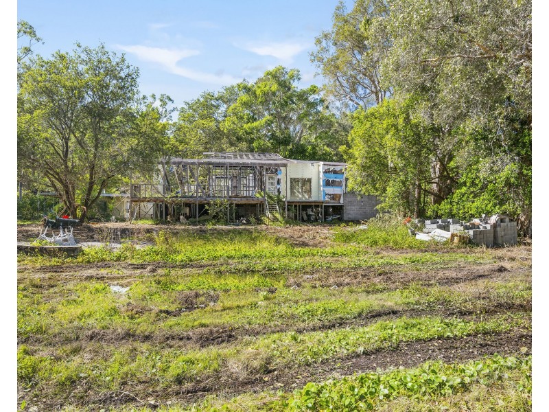 175 Loftus Road, Crescent Head NSW 2440