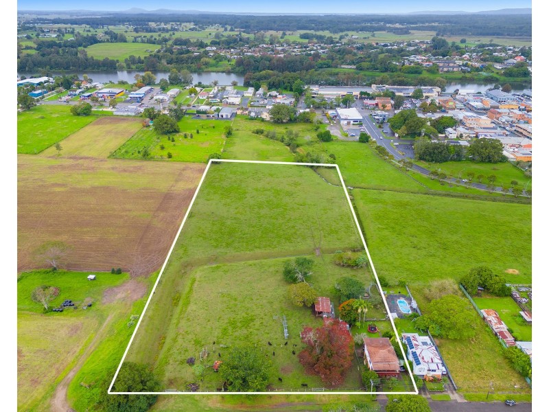 19-27 Regent Street, Kempsey NSW 2440