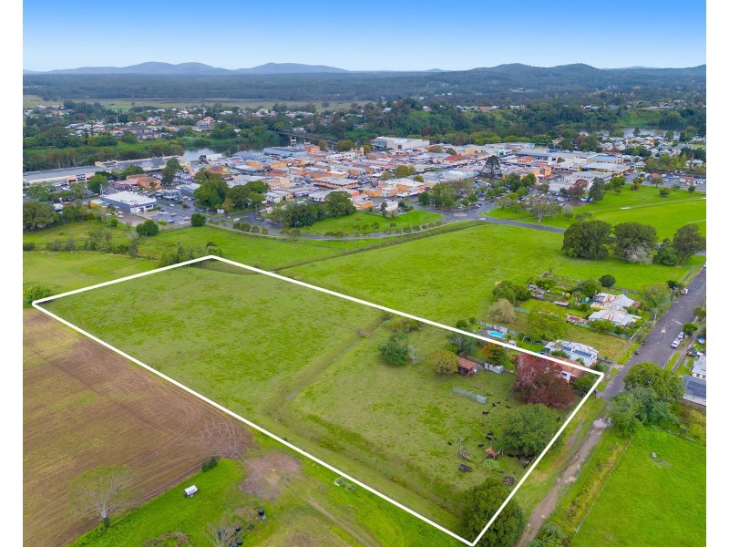 19-27 Regent Street, Kempsey NSW 2440
