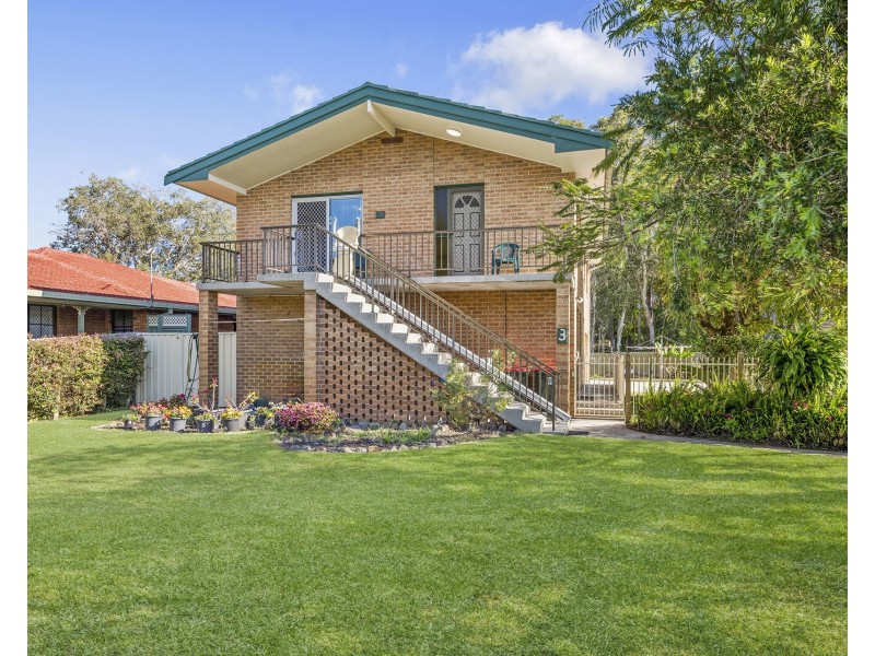 3 Allman Place, Crescent Head NSW 2440