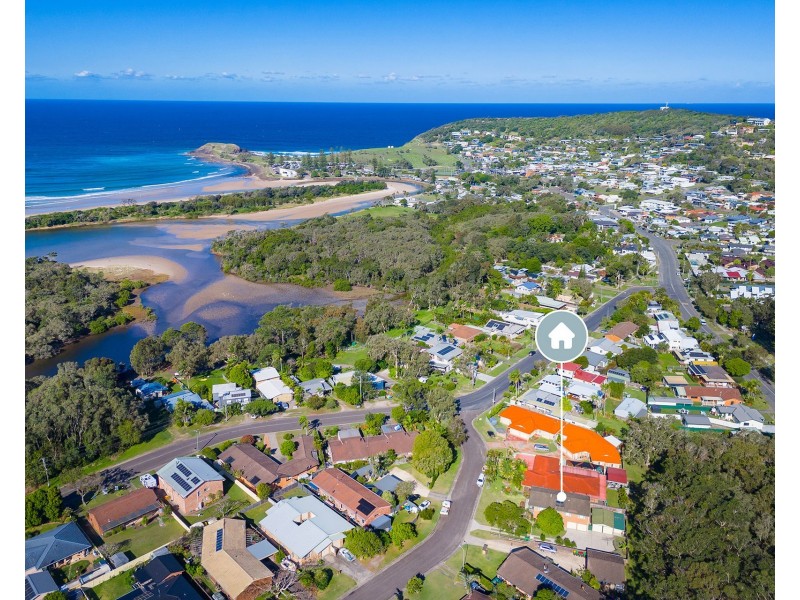 3 Allman Place, Crescent Head NSW 2440