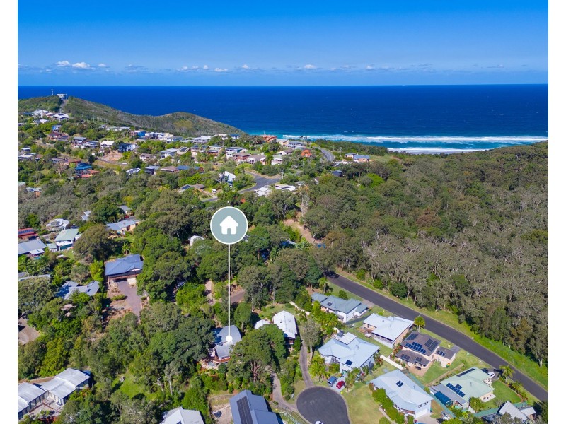 4 Terence Brassell Place, Crescent Head NSW 2440