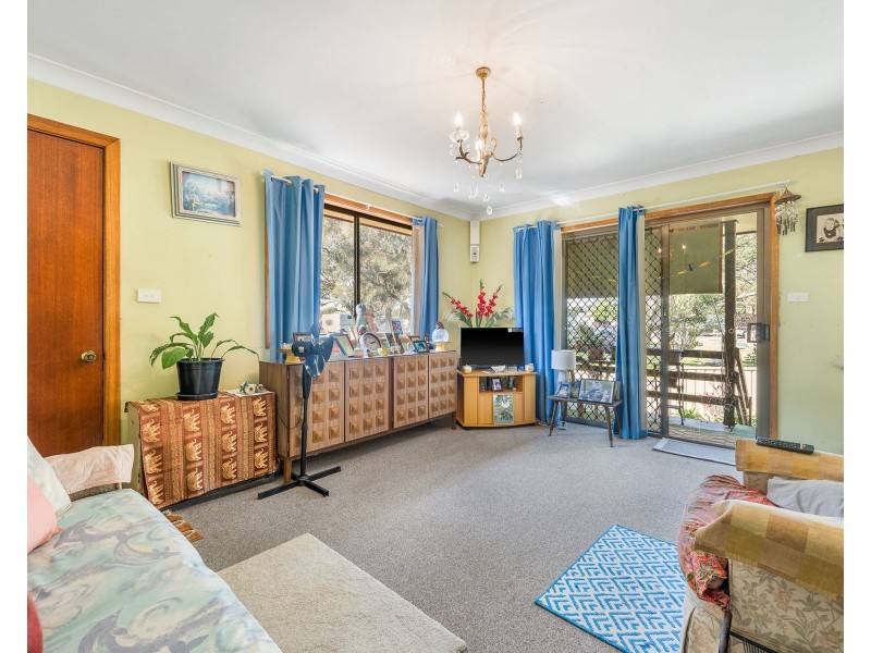 1  Willow Street, Crescent Head NSW 2440