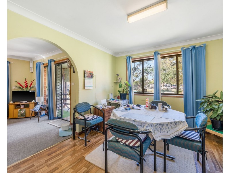 1  Willow Street, Crescent Head NSW 2440