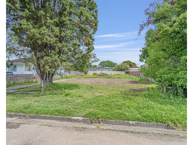 2 Robert Eggins Street, South Kempsey NSW 2440