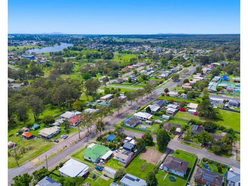2 Robert Eggins Street, South Kempsey NSW 2440