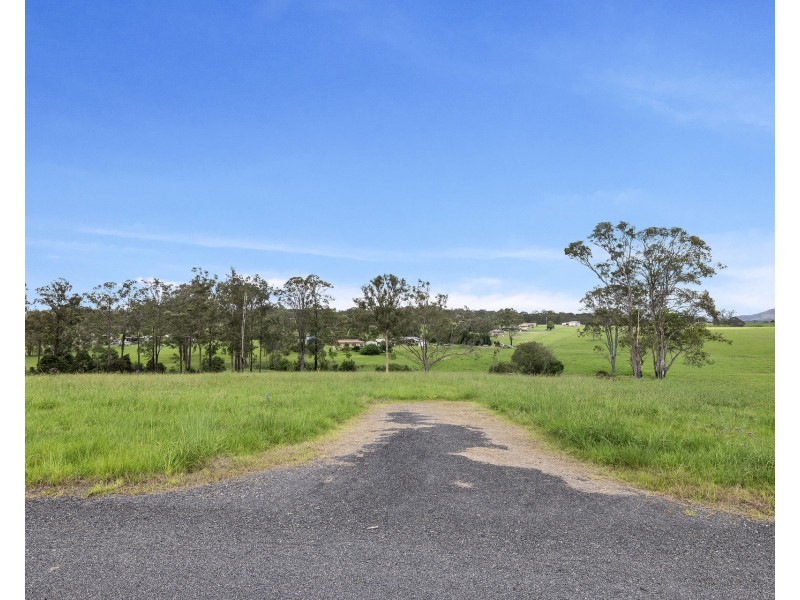 31 Massie Place, Dondingalong NSW 2440