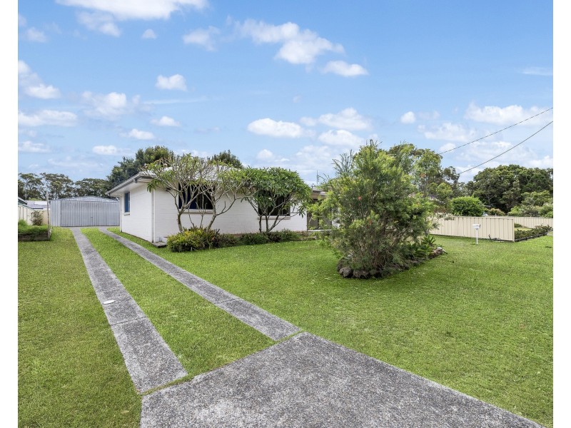20 Belmore Street, Crescent Head NSW 2440