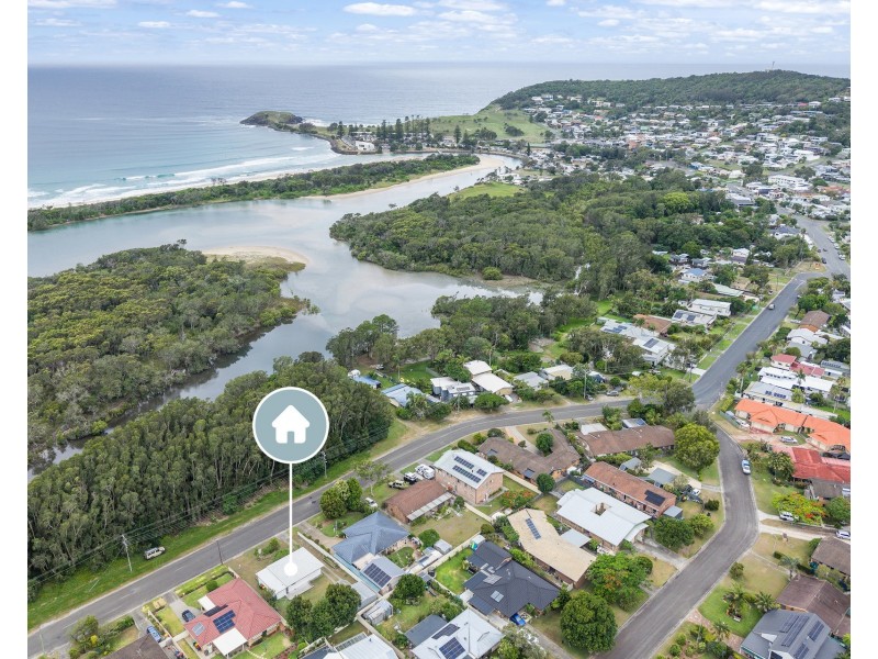 20 Belmore Street, Crescent Head NSW 2440