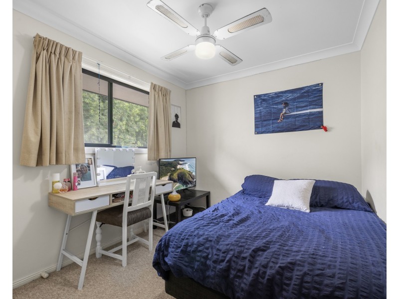 12 Charles Parry Street, Crescent Head NSW 2440