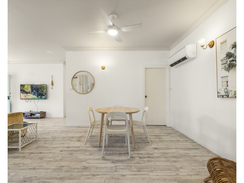 11 Walker Street, Crescent Head NSW 2440