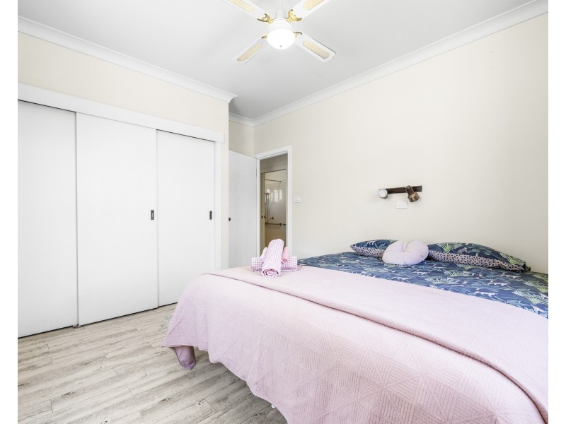 11 Walker Street, Crescent Head NSW 2440