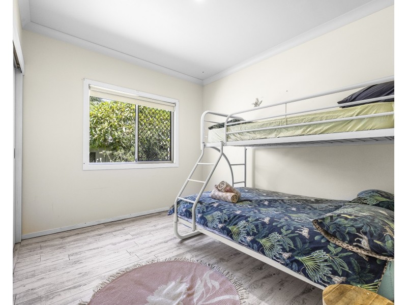 11 Walker Street, Crescent Head NSW 2440