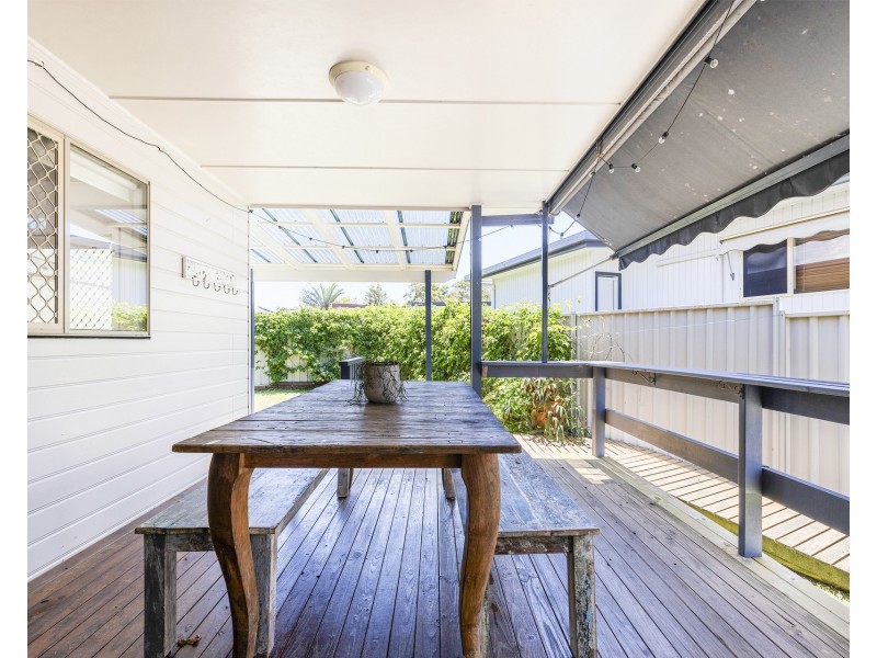 11 Walker Street, Crescent Head NSW 2440