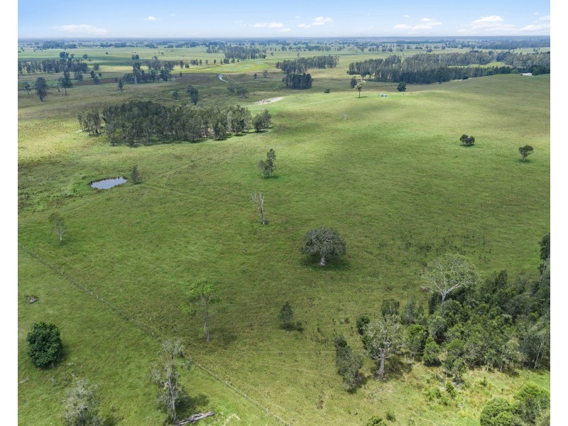 83 Sutherlands Lane, Bellimbopinni NSW 2440