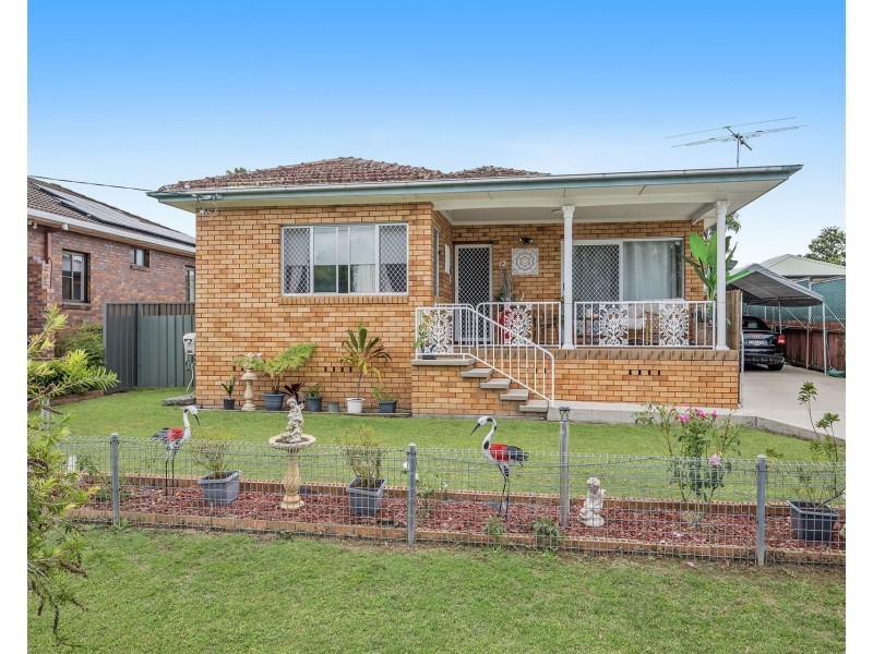 12 Elrington Avenue, West Kempsey NSW 2440