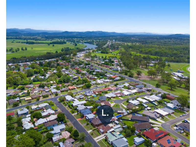 12 Elrington Avenue, West Kempsey NSW 2440