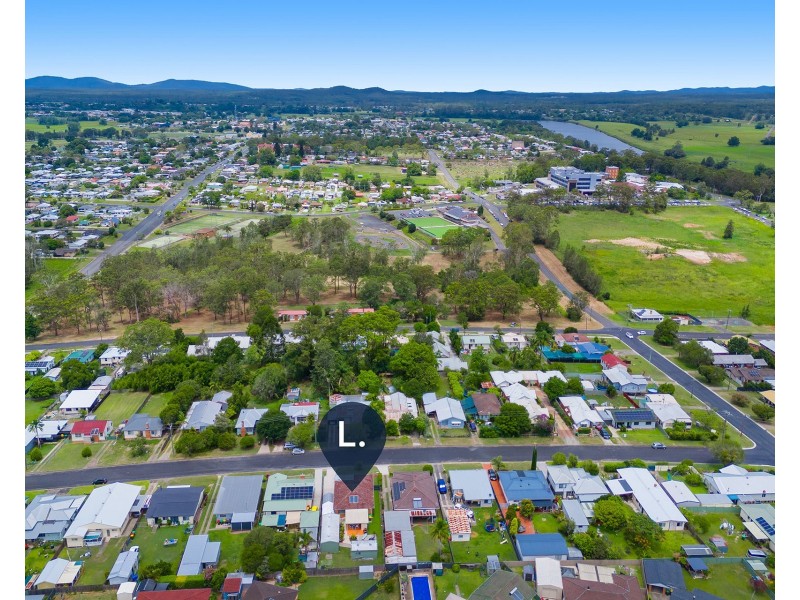 12 Elrington Avenue, West Kempsey NSW 2440