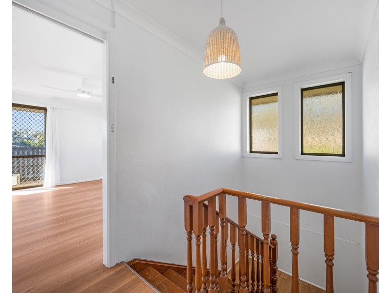 27 Hodgson Street, Crescent Head NSW 2440