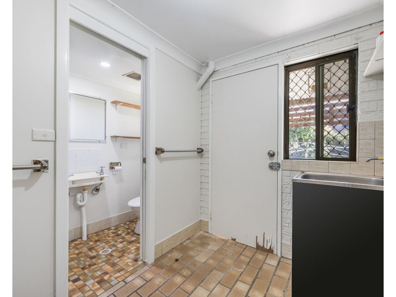 27 Hodgson Street, Crescent Head NSW 2440